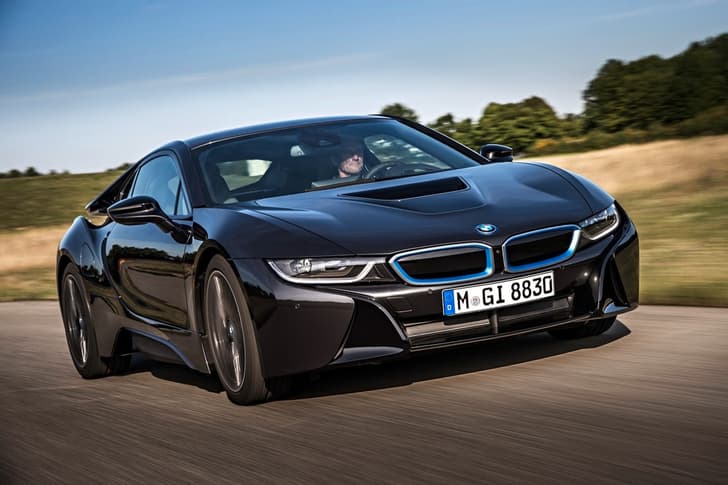 New BMW i8 supercar photo gallery